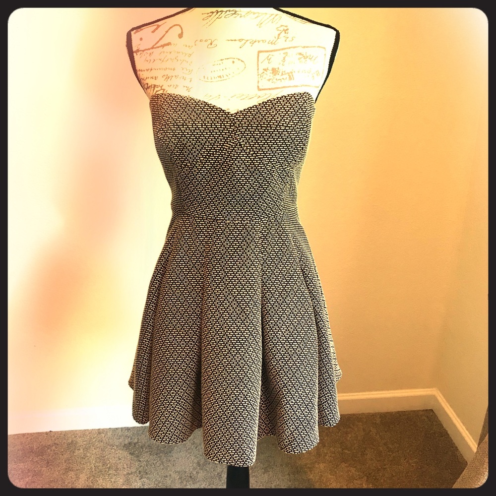 BCBGENERATION Strapless Dress Size 6